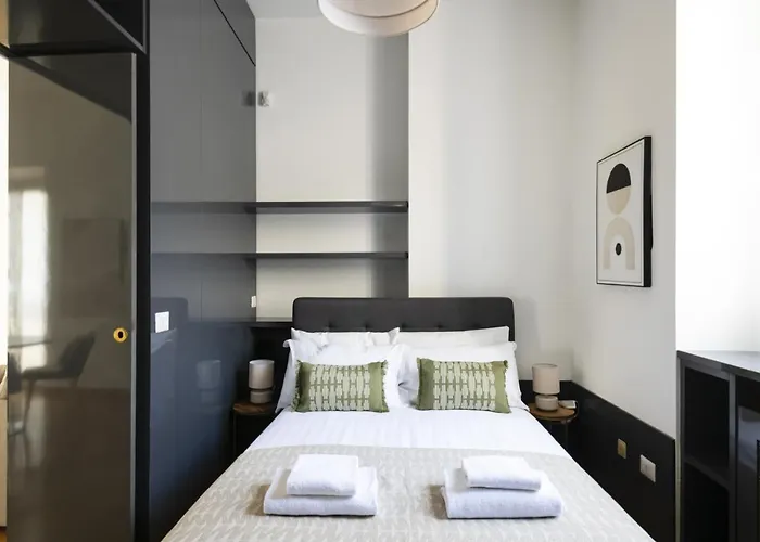 Easylife - - Amedei 6 - Duomo Appartement