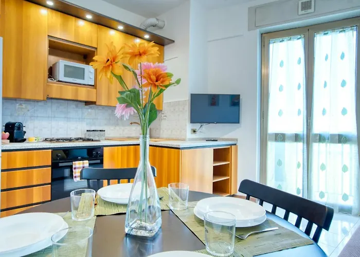 Guesthost - Casa Graziella, Bilocale A 5 Minuti Dal San Raffaele Per 5 Apartmán Milán