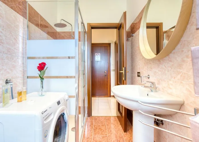 Apartmán Guesthost - Casa Graziella, Bilocale A 5 Minuti Dal San Raffaele Per 5 *