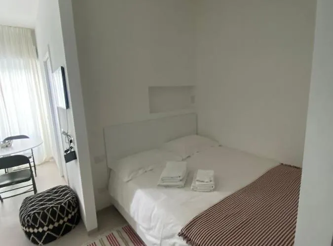 Monolocale Scalo Di Porta Romana Διαμέρισμα *