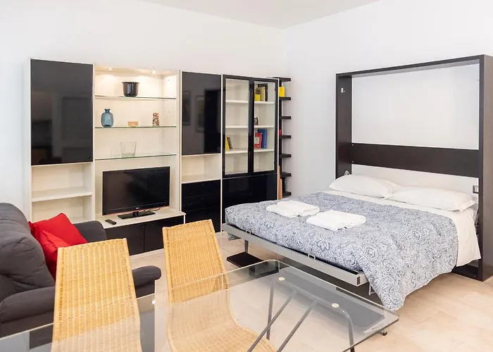 Accogliente Loft In Zona Monumentale/cenisio Apartamento *