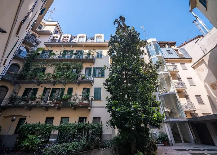 Elegante Stanza Nel Cuore Di Porta Venezia A Maison d'hôtes Milan