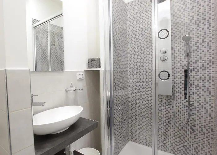 Just Urban - Stylish 1br In Center - Balcony And Metro M2 M4 *