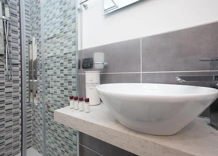 Apartman Just Urban - Impressive 1br Penthouse In Center - Metro M2 M4