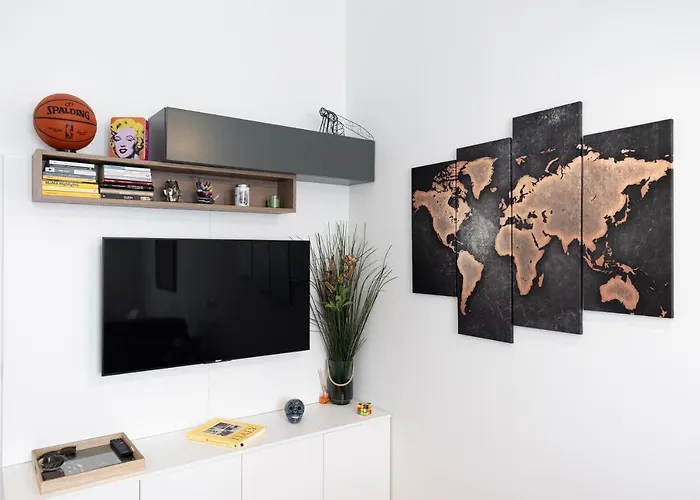 דירה Elegante Bilocale In De Angeli - Piazzale Siena מילאנו