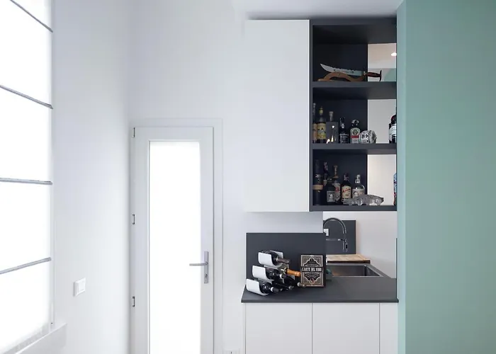 Elegante Bilocale In De Angeli - Piazzale Siena *