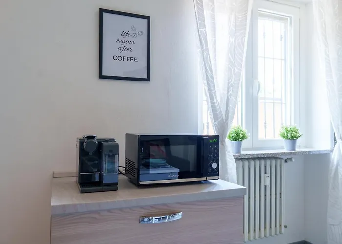 Apartament Duomo/linate Parcheggi Gratis E Tram Sotto Casa