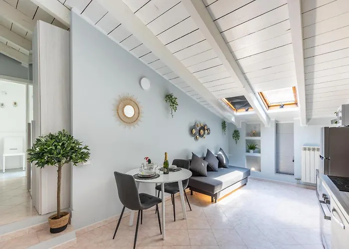 Free Parking Tiny House Wifi Netflix 15 Minuti Dal Duomo Apartament *