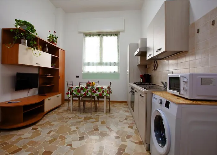 Bilocale A 400m Dalla Stazione Di Lambrate - Casa Abano Milano