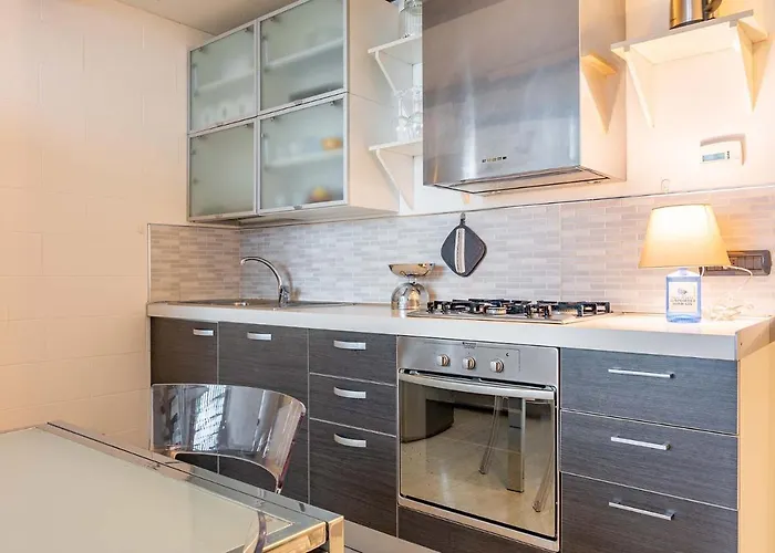 Guest Planet - Splendido Loft Dergano M3 *