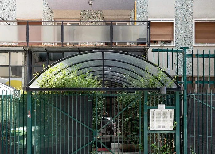 Accogliente Monolocale In Porta Romana Appartamento