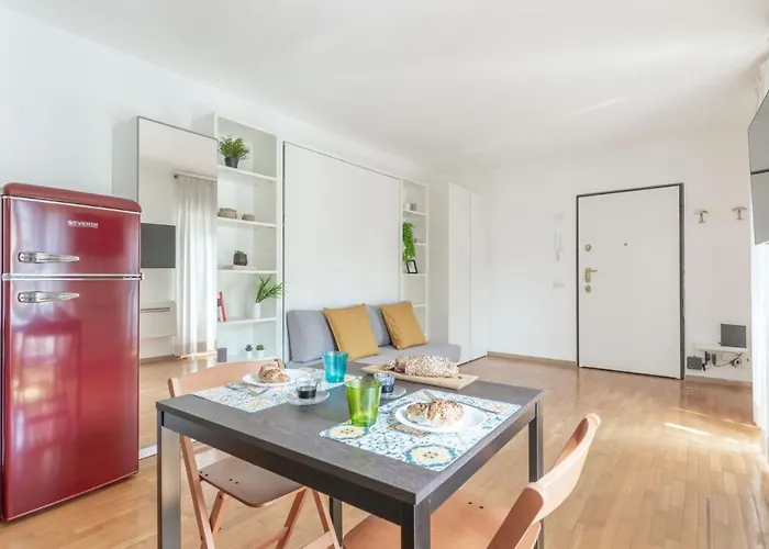 The Rent - Comfortable Near S Ambrogio Apartman *