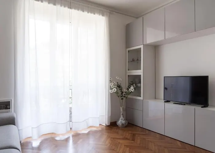 Youhosty - De Cristoforis12 Bis Apartamento *