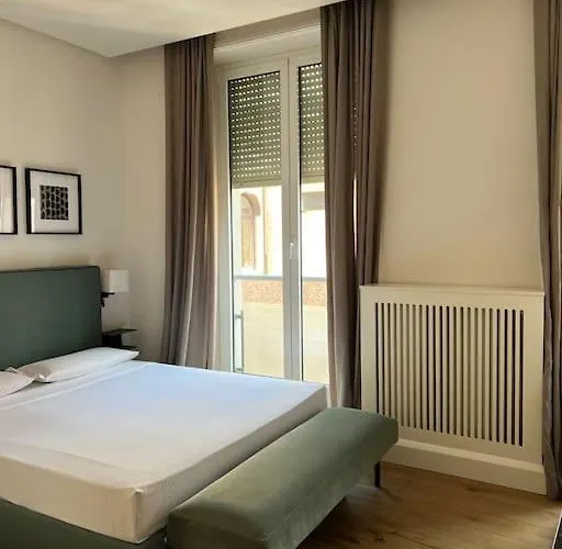 Piazza Affari - Duomo Lägenhet