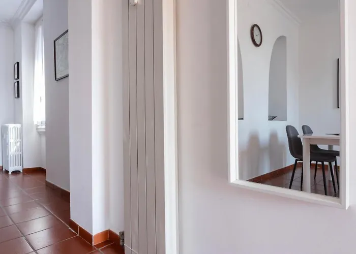 Italianway Easy - Cristoforo Colombo 5b * מילאנו