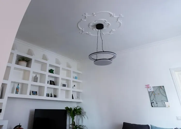 Italianway Easy - Cristoforo Colombo 5b * מילאנו