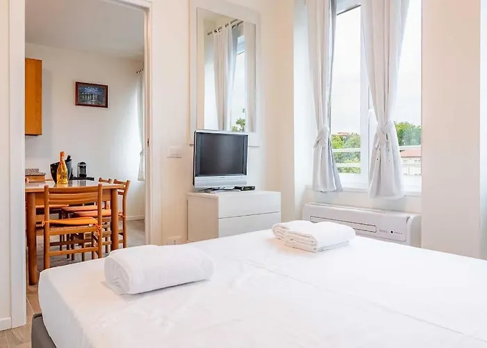 Guest Planet - Living Fortezza 27! Apartment *