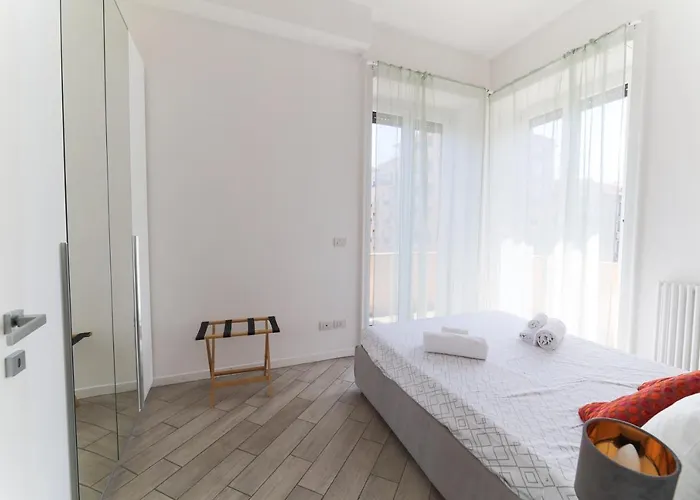 Design - Stazione Centrale, *