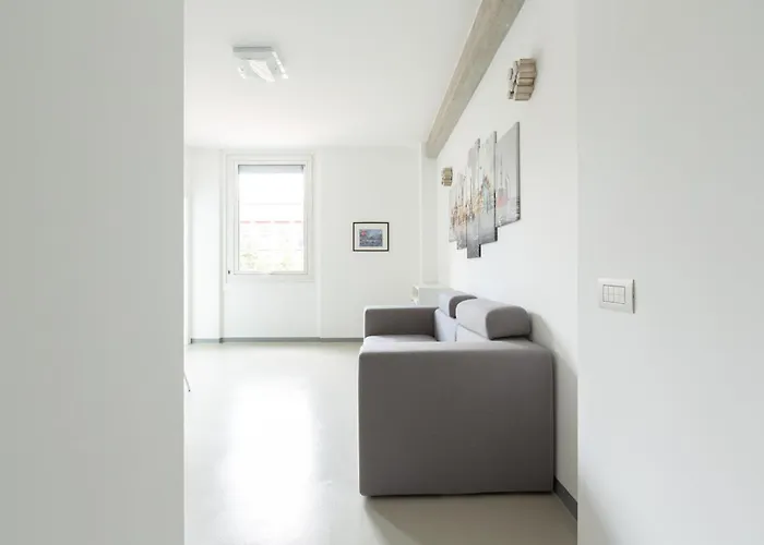 Porta Nuova Bright And Stylish Flat