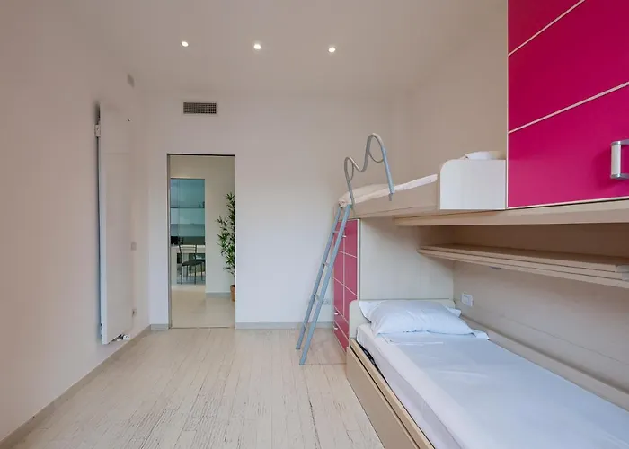 Ihost - Tito Livio 20 * Milán