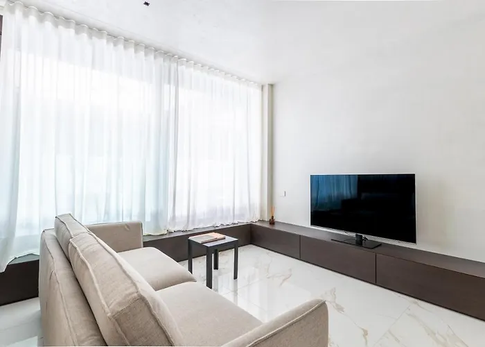 Nj & San Pietro All'orto 6