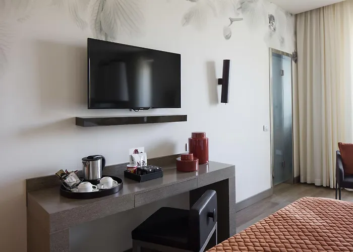 Starhotels Echo Hotel 4*