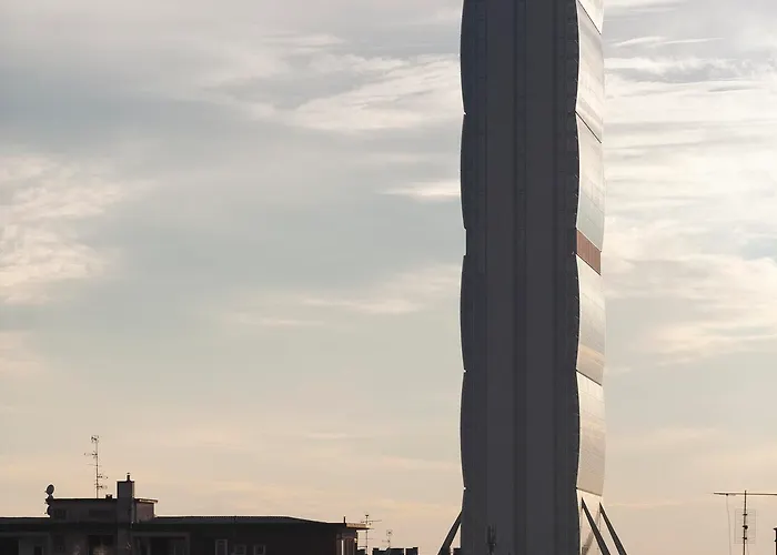 Life Poliziano, By R Collection