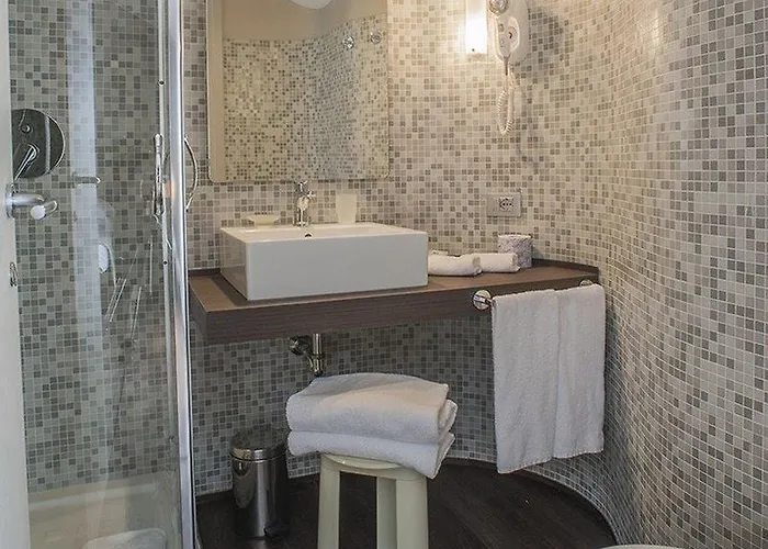 Palazzo Delle Stelline 3* Milano