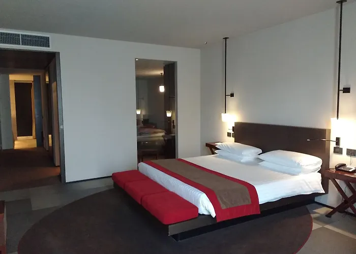 Ih Ambasciatori Μιλάνο