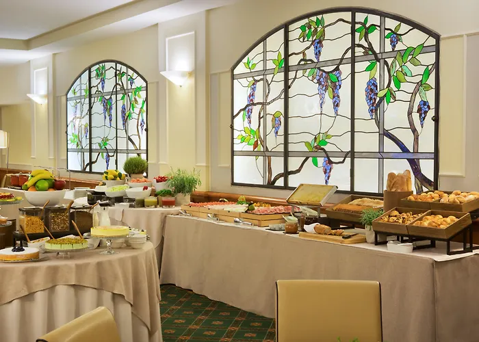 Starhotels Business Palace 4* מילאנו
