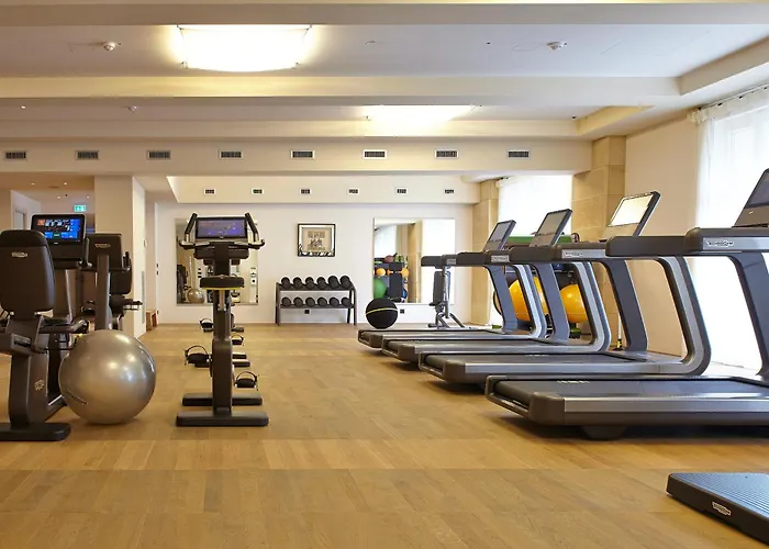 ホテル パラッツォ パリジ ホテル＆グランド スパ Lhw