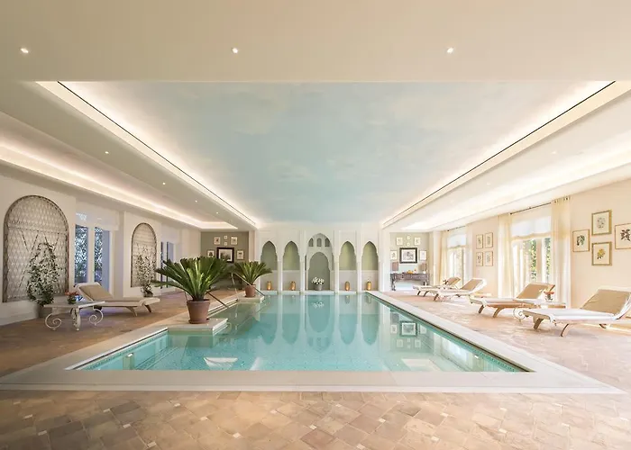 パラッツォ パリジ ホテル＆グランド スパ Lhw ホテル 5*