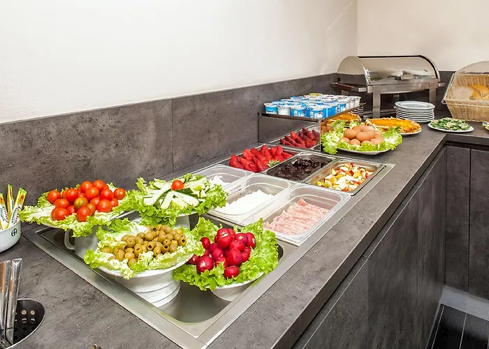 Отель Palmanova 4*