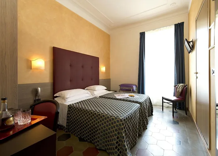 Panizza Hotell 3*