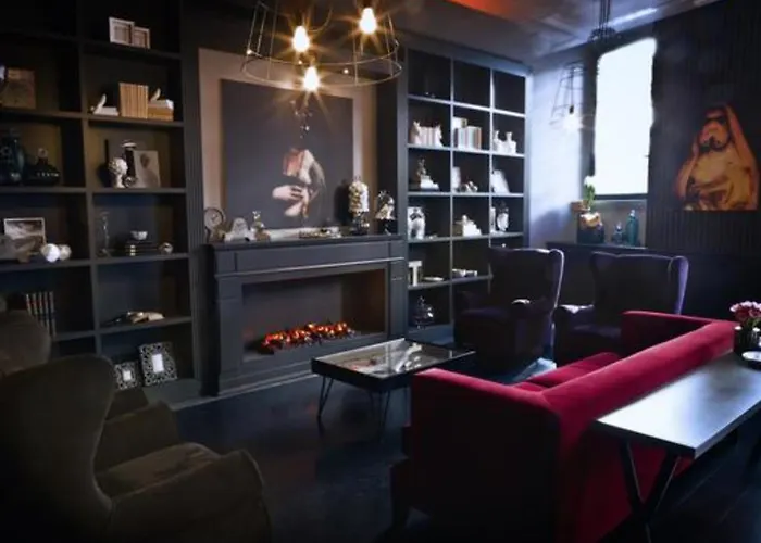 Отель Fifty House 5*