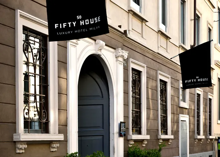 Fifty House Отель 5*