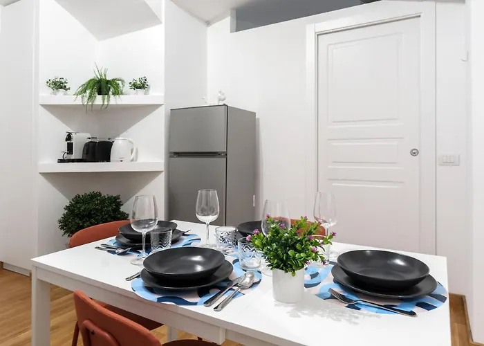 Centro Storico Duomo A 5 Minuti Wifi Netflix * Milán