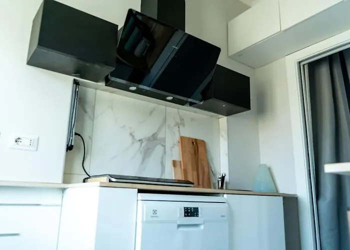 Singola Con Ac, Tv, Wi-fi E Cucina Отель