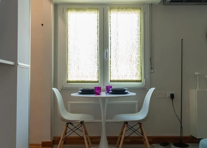 Singola Con Ac, Tv, Wi-fi E Cucina *