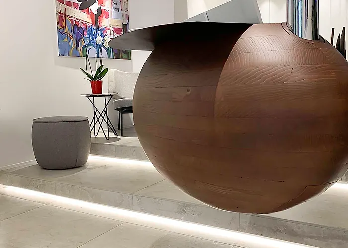 The Corner Duomo Otel 4*