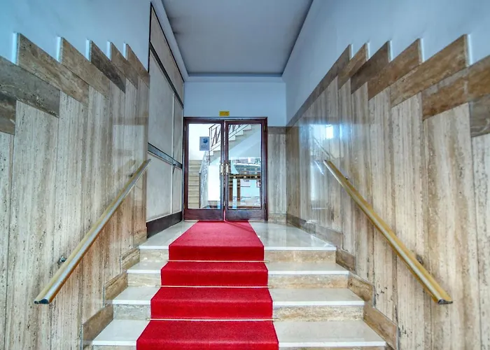 Guesthost - Casa Mary Lou Apartament *