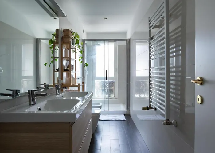 Easytopstay - Moscova Cosy Appartamento