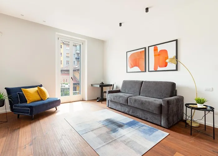 Guesthost - Modern & Comfortable Flat - Near Station * Mailand