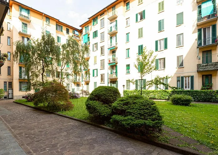 Appartamento Guesthost - Ca' Granda M5 Bright *