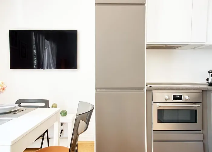 Just Urban - New 1-br With Balcony - Life & Sempione