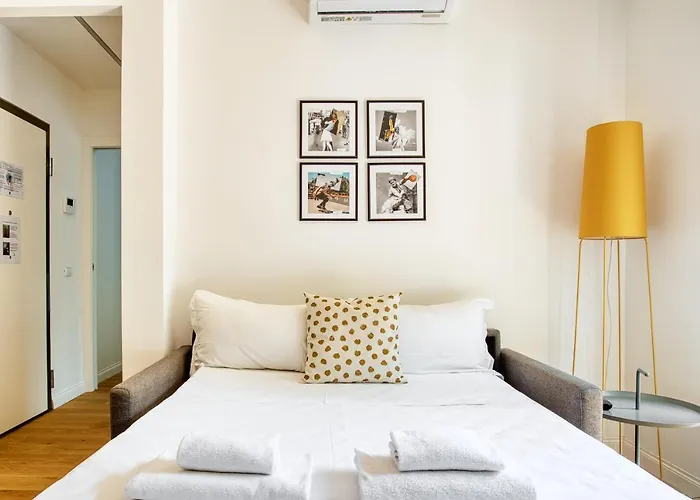 Apartmán Just Urban - New 1-br With Balcony - Life & Sempione