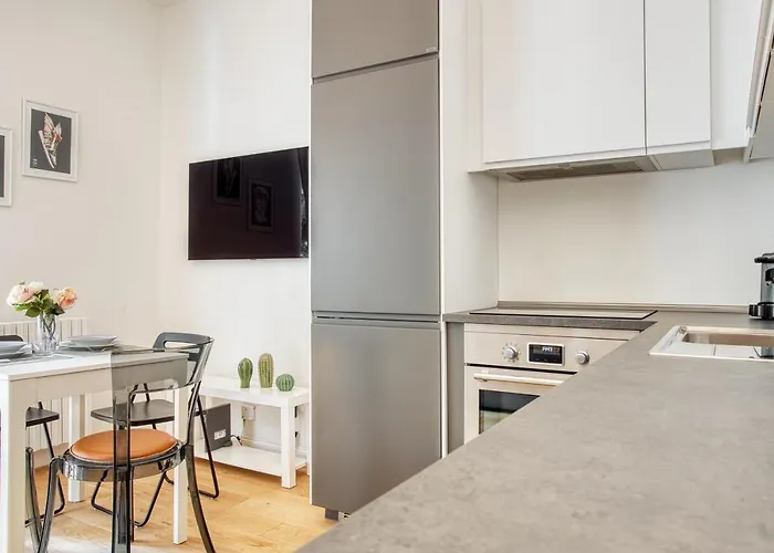 Just Urban - New 1-br With Balcony - Life & Sempione