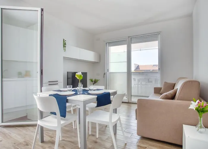 Just Urban - Modern 1-br Flat With 90 Sqm Terrace - M4 Tolstoj Διαμέρισμα