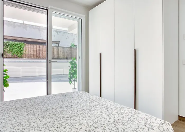 Just Urban - Modern 1-br Flat With 90 Sqm Terrace - M4 Tolstoj *