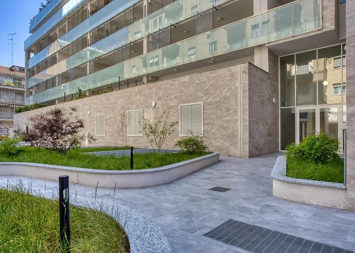 Just Urban - Modern 1-br Flat With 90 Sqm Terrace - M4 Tolstoj *